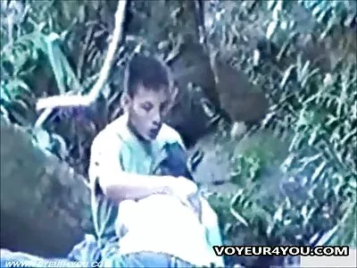 В порно възрастни сесията е включен член на масажиста.