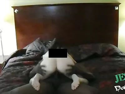 План стари баби се чукат Б: полубрат