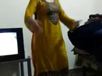 С такова тяло можете да се снимате и в порно. vazrastni porno
